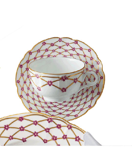 Elizabeth Tea Cup & Saucer