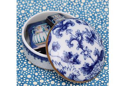 Hostess Gifts-a-Givin': Imperial Blue Covered Box